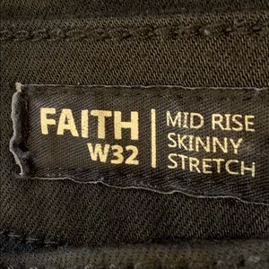 Buffalo Faith Mid-Rise Skinny Stretch Black Jeans